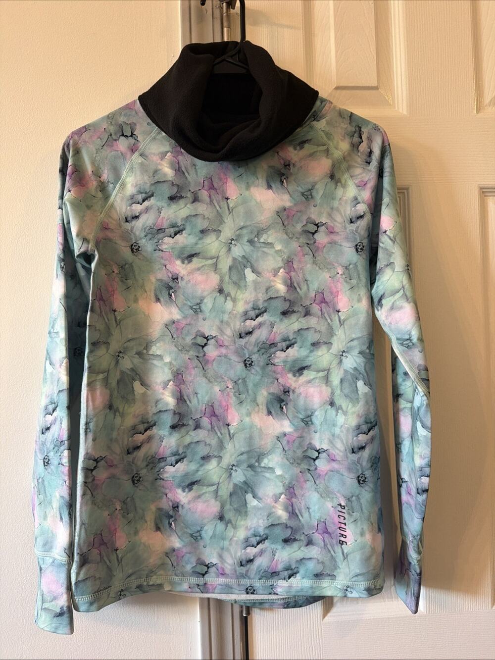 Picture Organic Women’s Small Long Sleeve Base Layer Teal Watercolor Design